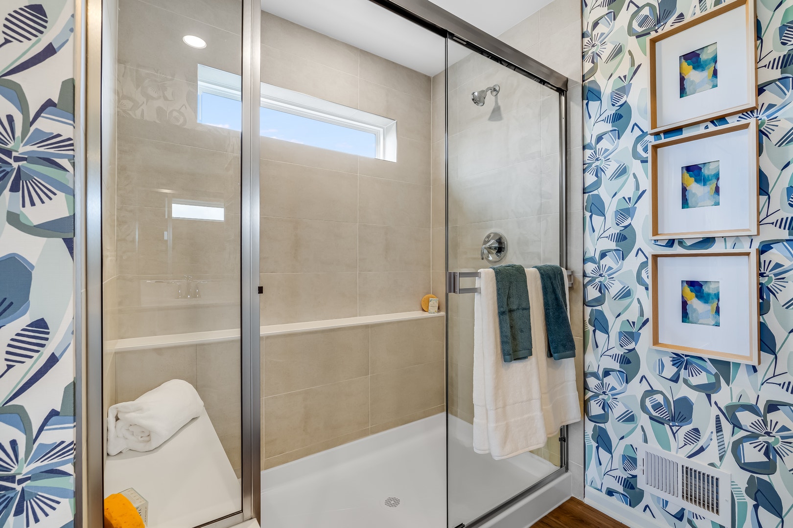 1206 Clifton Drive, Minooka, IL 60447 1206 Clifton Drive, Minooka, IL 60447