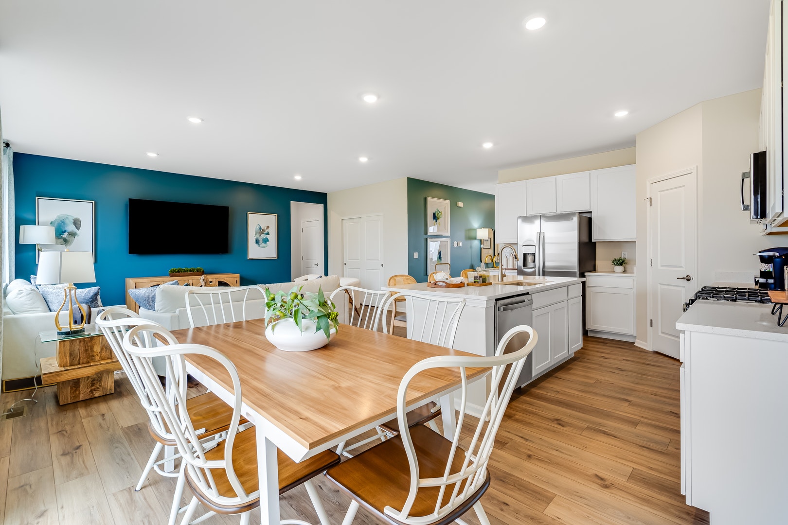 1206 Clifton Drive, Minooka, IL 60447 1206 Clifton Drive, Minooka, IL 60447