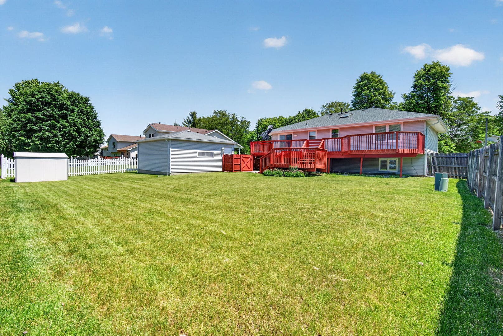 501 Northfield Drive, Joliet, IL 60435 501 Northfield Drive, Joliet, IL 60435