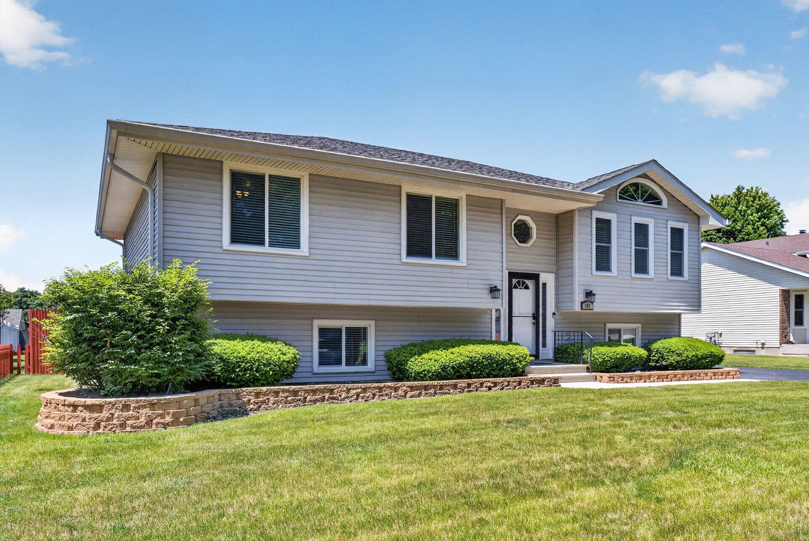 501 Northfield Drive, Joliet, IL 60435 501 Northfield Drive, Joliet, IL 60435