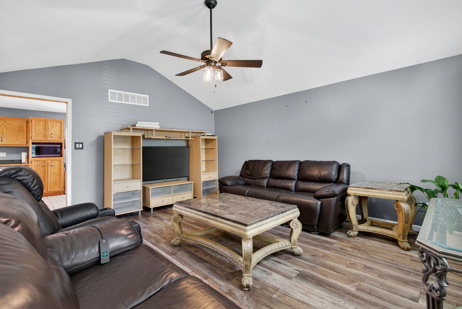 501 Northfield Drive, Joliet, IL 60435 501 Northfield Drive, Joliet, IL 60435