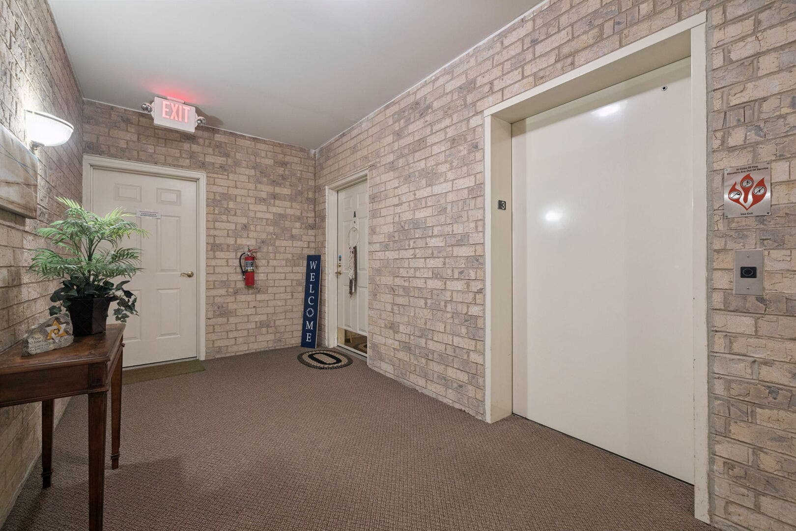 6321 Pine Ridge Court, #3A, Tinley Park, IL 60477