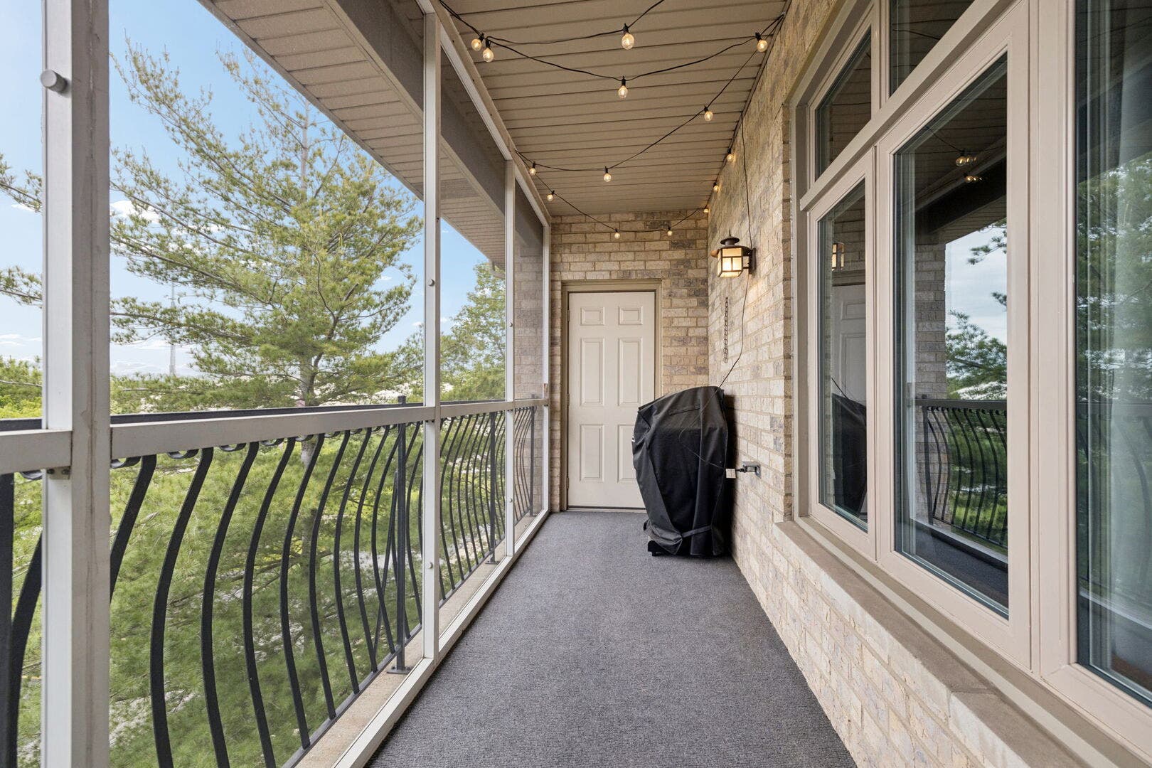 6321 Pine Ridge Court, #3A, Tinley Park, IL 60477