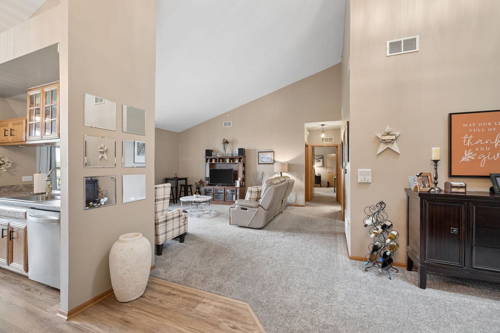 6321 Pine Ridge Court, #3A, Tinley Park, IL 60477