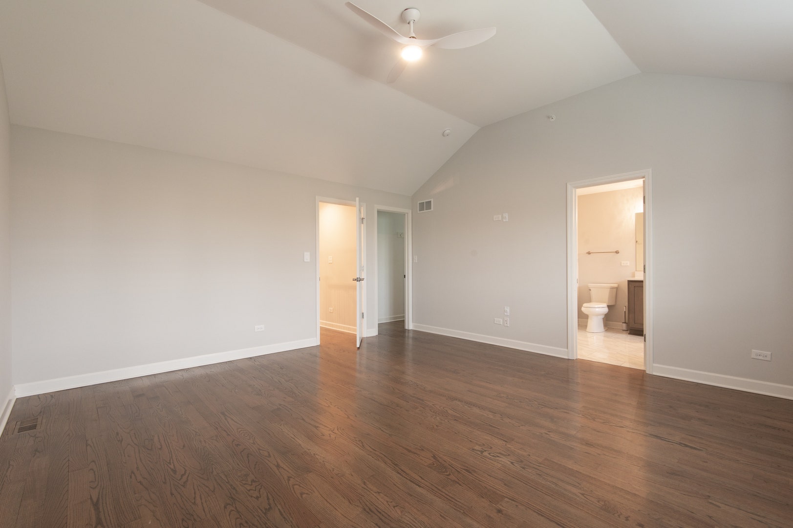12420 Lacey Drive, Lemont, IL 60439 12420 Lacey Drive, Lemont, IL 60439