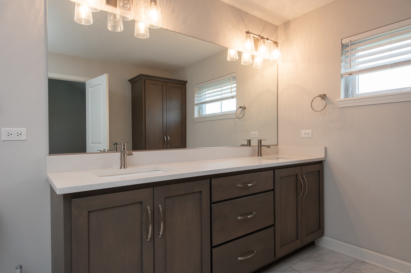 12420 Lacey Drive, Lemont, IL 60439 12420 Lacey Drive, Lemont, IL 60439