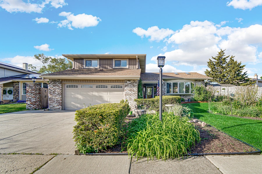 Property photo for 6234 Dolores Drive, Oak Forest, IL