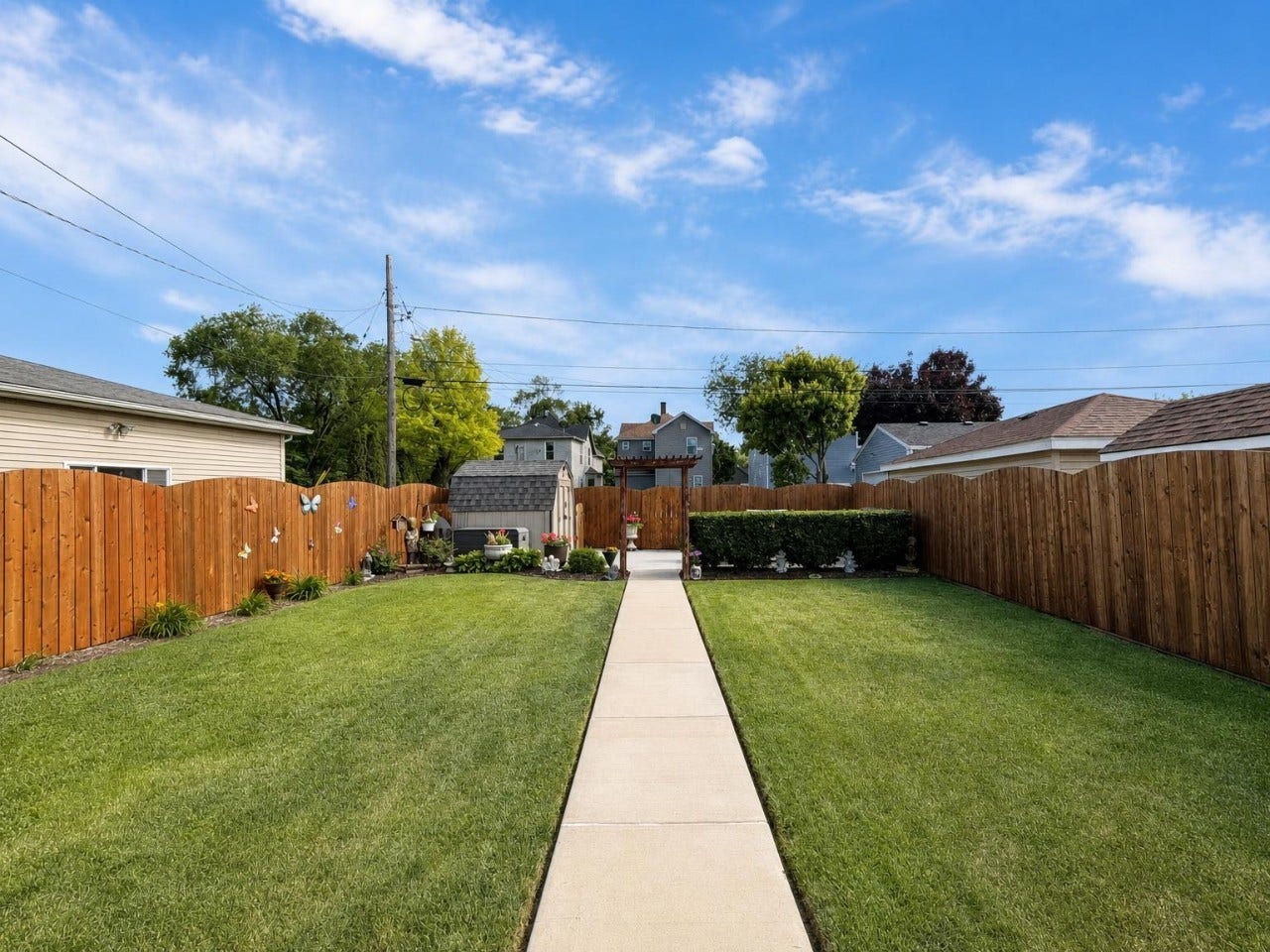 562 Liberty Street, Joliet, IL 60432 562 Liberty Street, Joliet, IL 60432