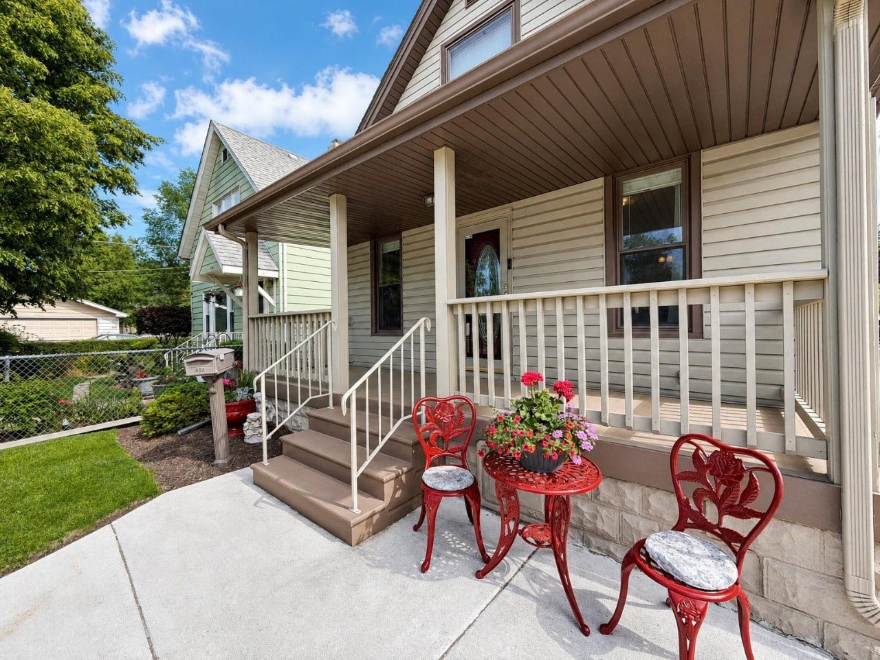 562 Liberty Street, Joliet, IL 60432 562 Liberty Street, Joliet, IL 60432
