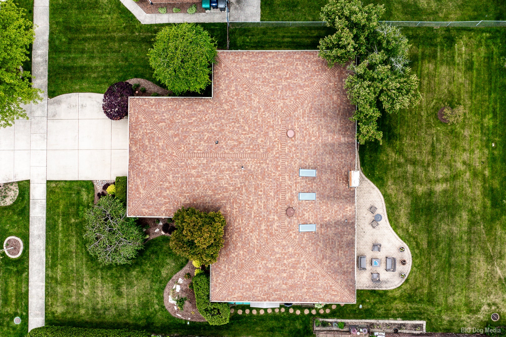 8532 Golfview Drive, Orland Park, IL 60462 8532 Golfview Drive, Orland Park, IL 60462