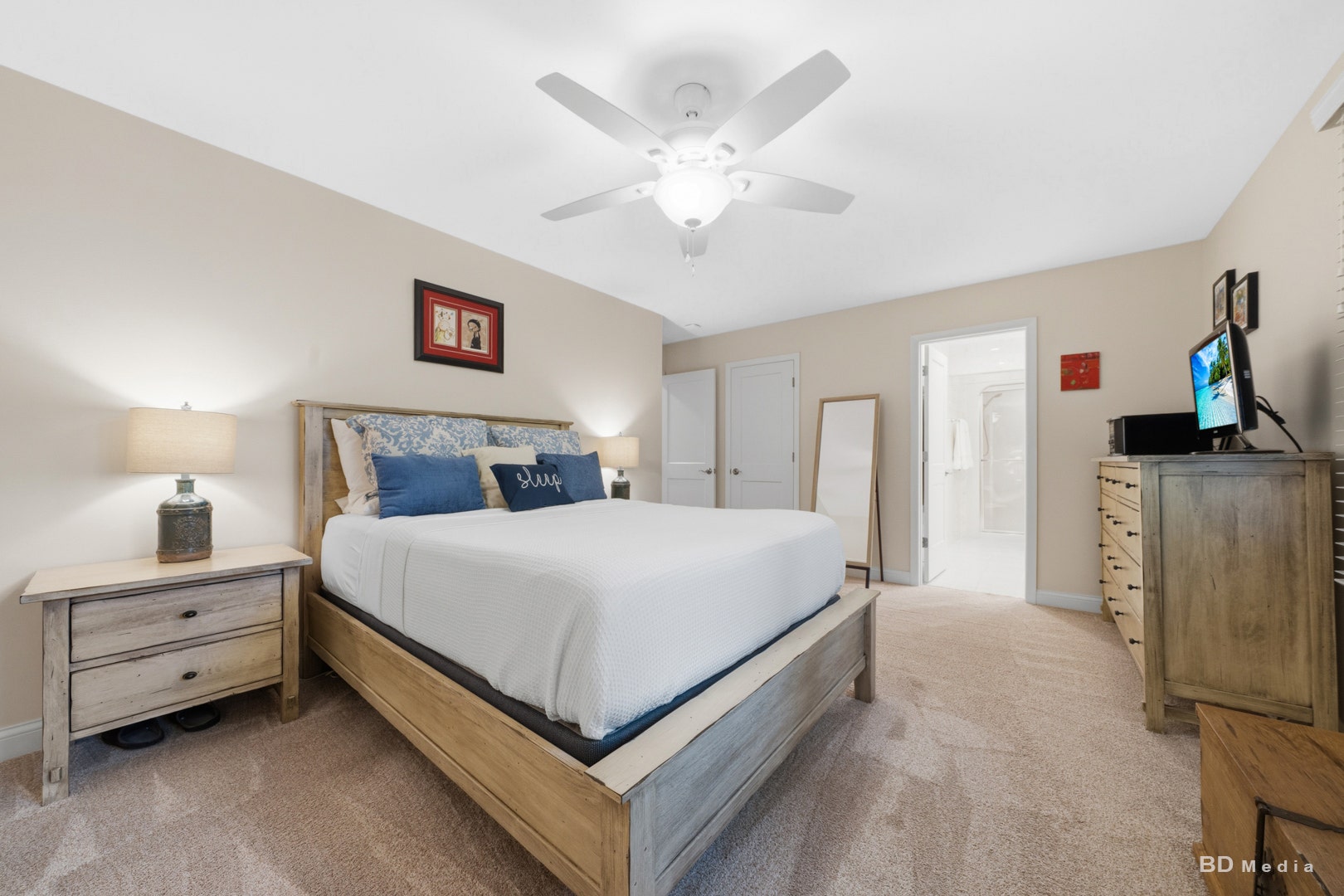 8532 Golfview Drive, Orland Park, IL 60462 8532 Golfview Drive, Orland Park, IL 60462