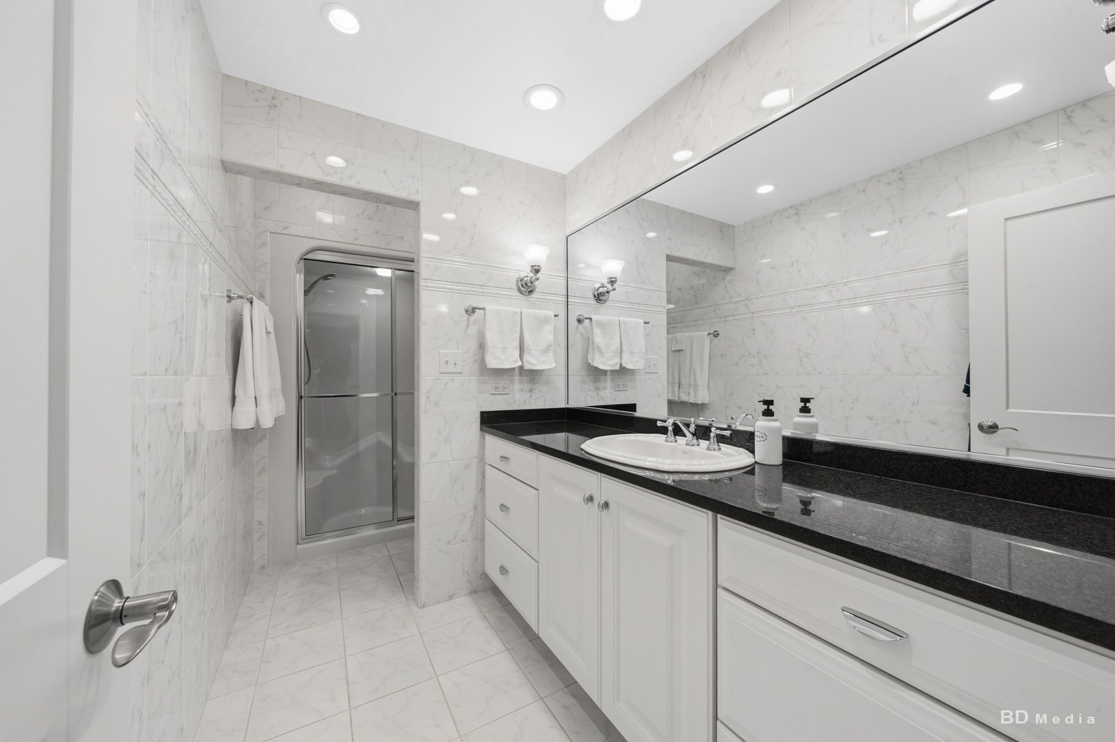8532 Golfview Drive, Orland Park, IL 60462 8532 Golfview Drive, Orland Park, IL 60462