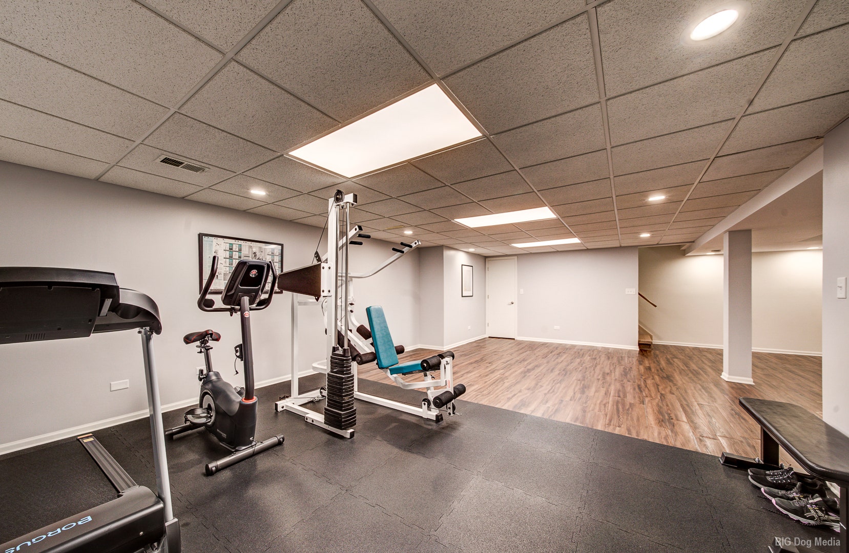 8532 Golfview Drive, Orland Park, IL 60462 8532 Golfview Drive, Orland Park, IL 60462
