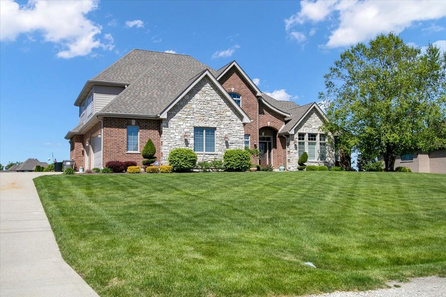 Property photo for 24102 S Kankakee Street, Manhattan, IL