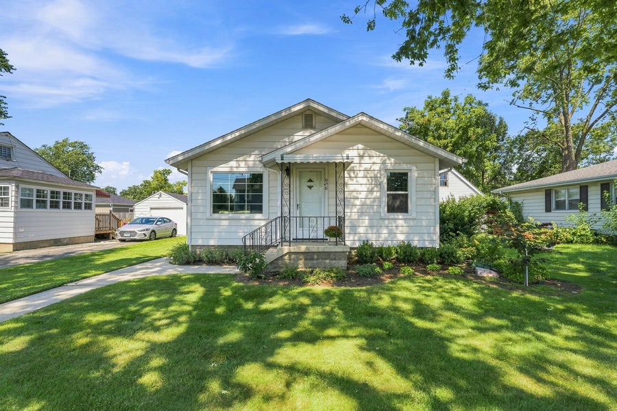 Property photo for 626 E Division Street, Lockport, IL