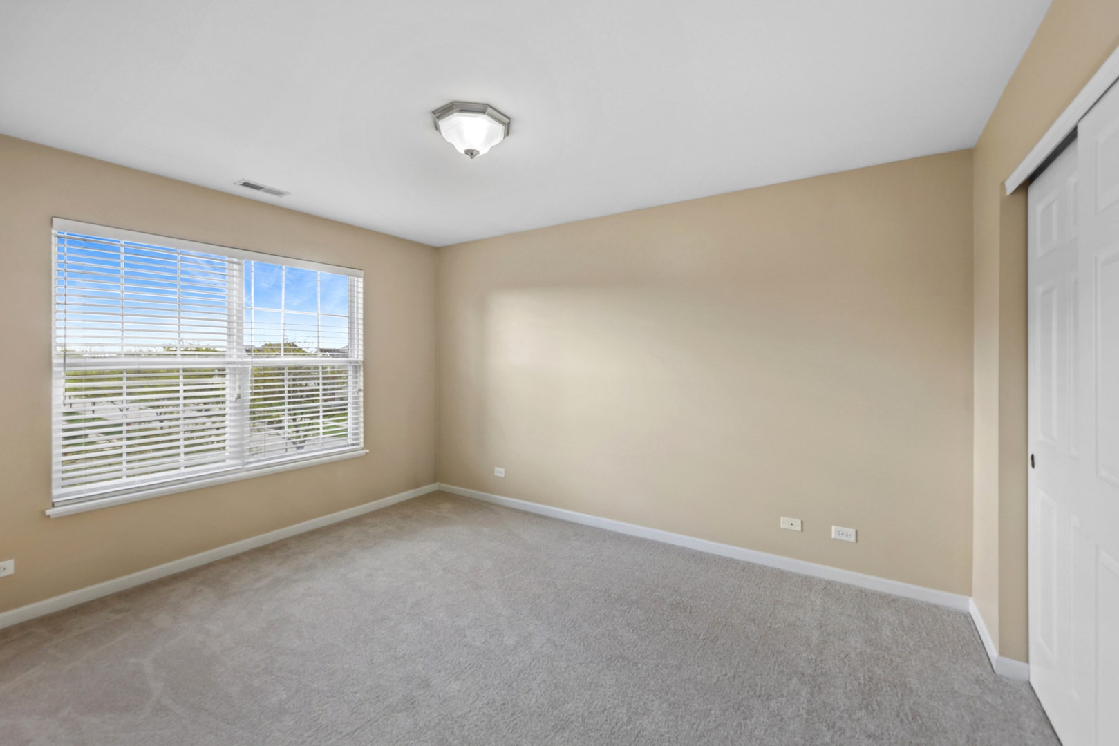 1009 Alberta Road, Elgin, IL 60124 1009 Alberta Road, Elgin, IL 60124