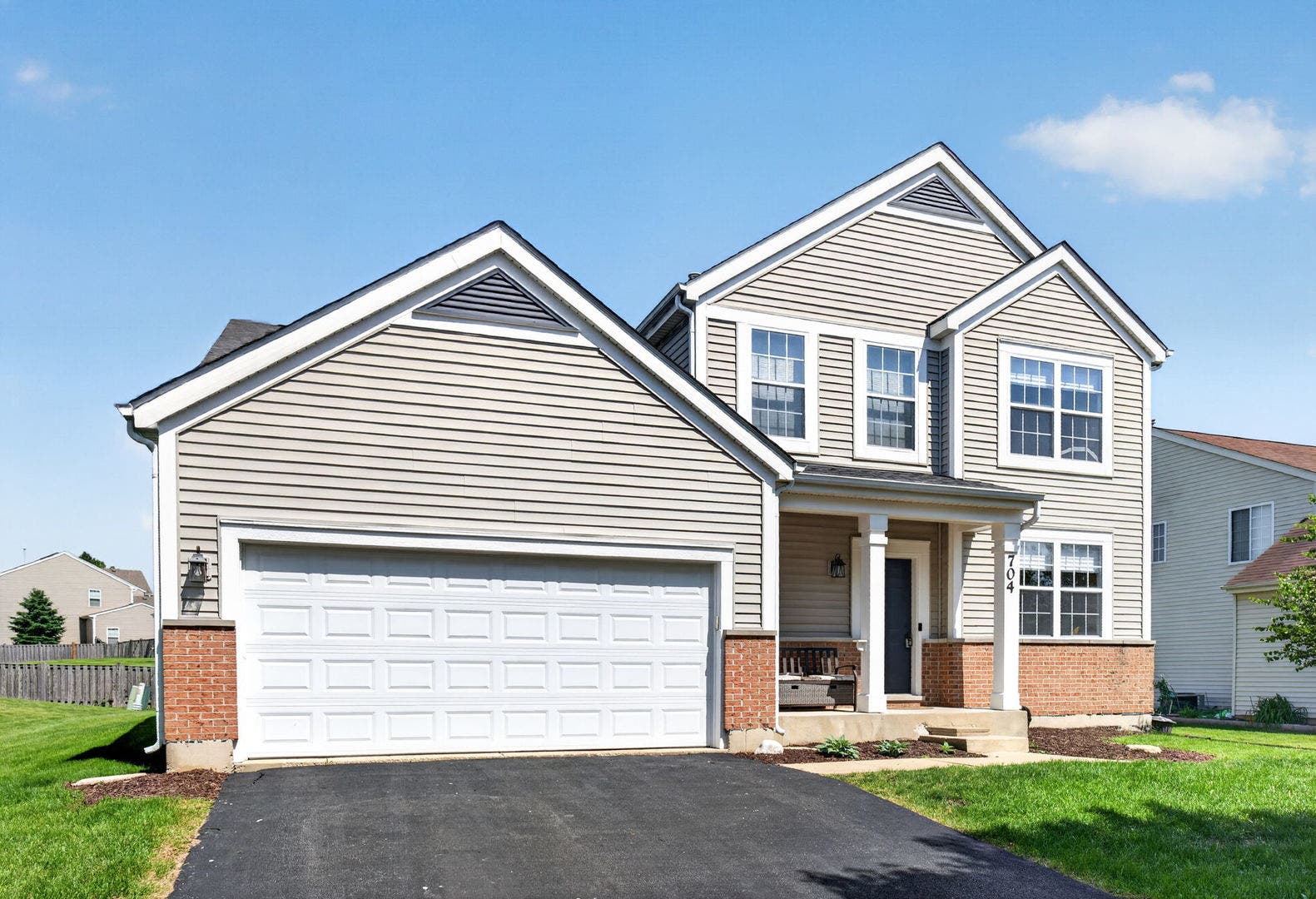 704 Camden Drive, Minooka, IL 60447 704 Camden Drive, Minooka, IL 60447