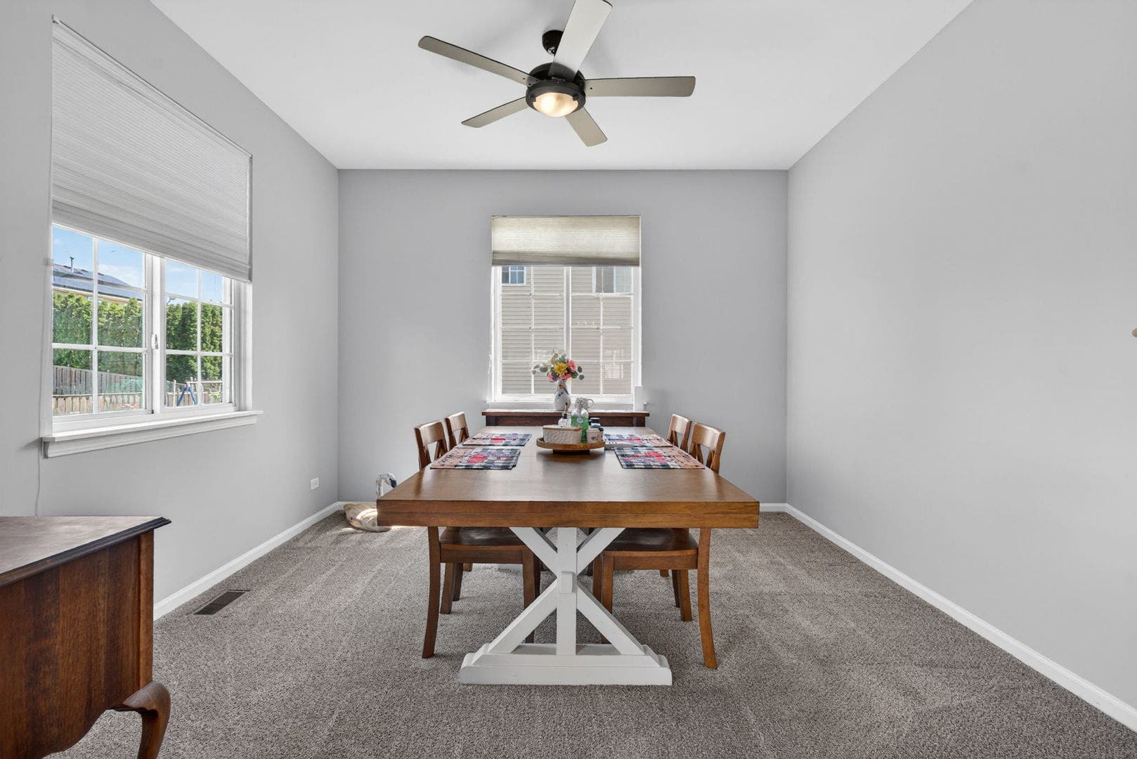 704 Camden Drive, Minooka, IL 60447 704 Camden Drive, Minooka, IL 60447