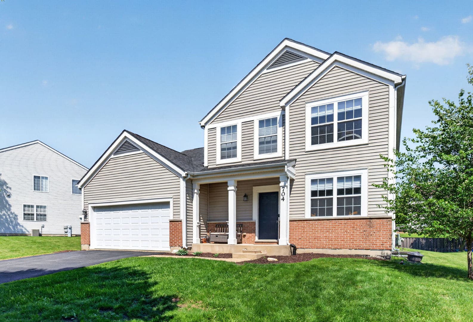 704 Camden Drive, Minooka, IL 60447 704 Camden Drive, Minooka, IL 60447