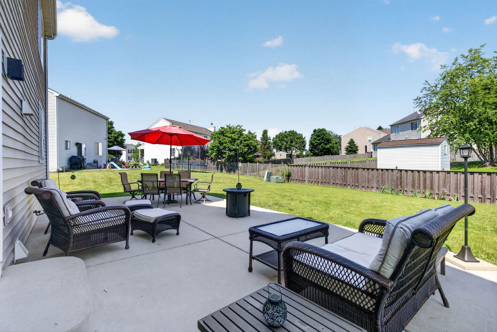 704 Camden Drive, Minooka, IL 60447 704 Camden Drive, Minooka, IL 60447