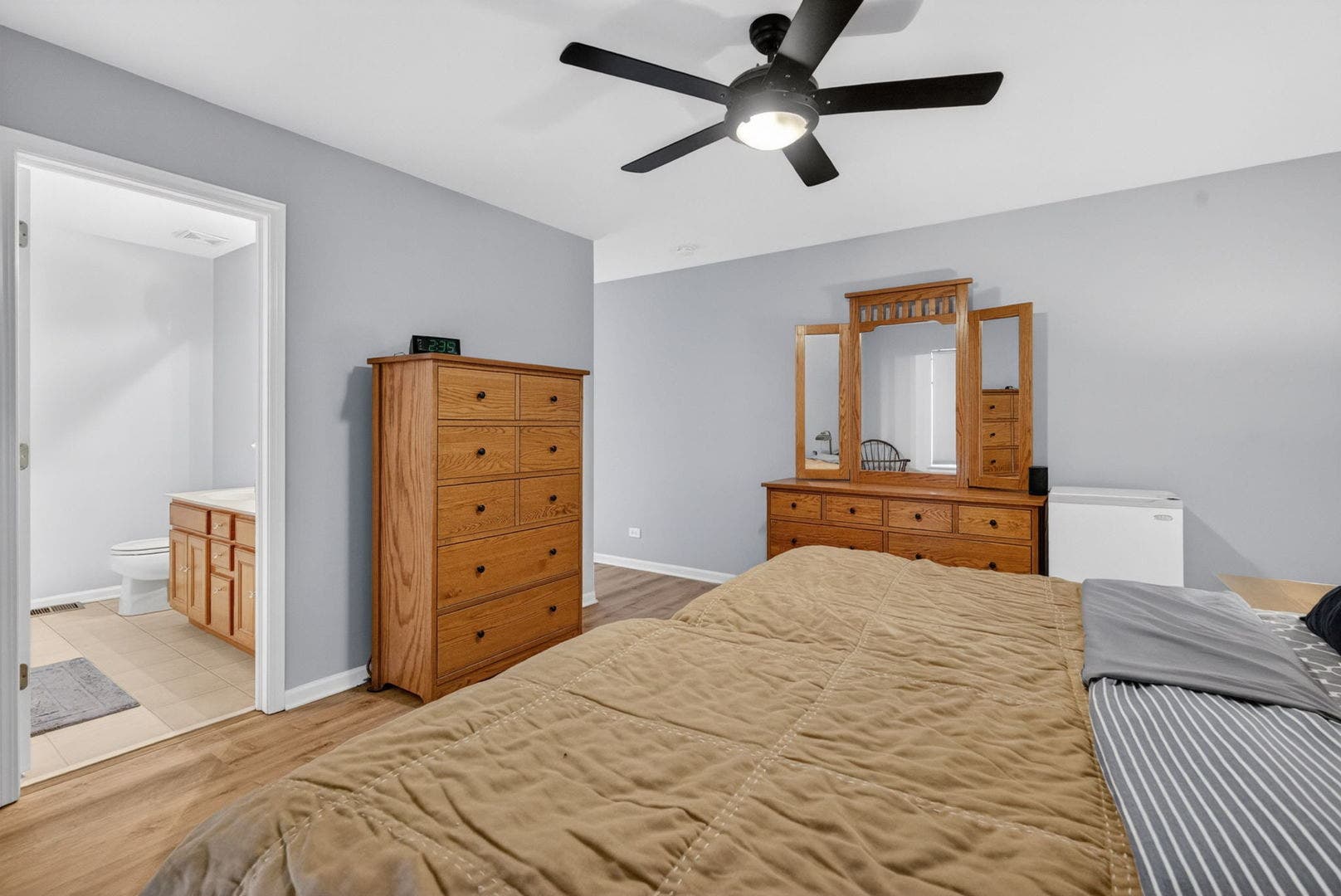 704 Camden Drive, Minooka, IL 60447 704 Camden Drive, Minooka, IL 60447