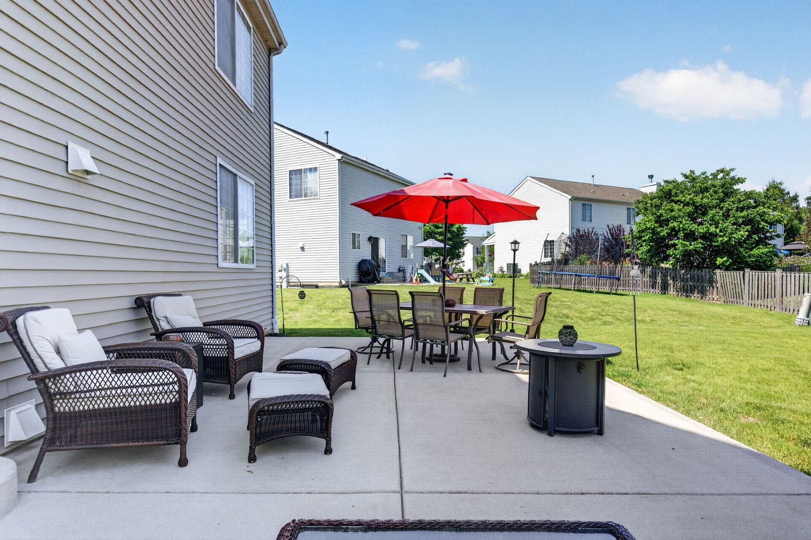 704 Camden Drive, Minooka, IL 60447 704 Camden Drive, Minooka, IL 60447