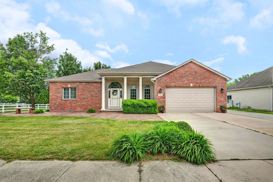 Property photo for 944 W First Street, Braidwood, IL