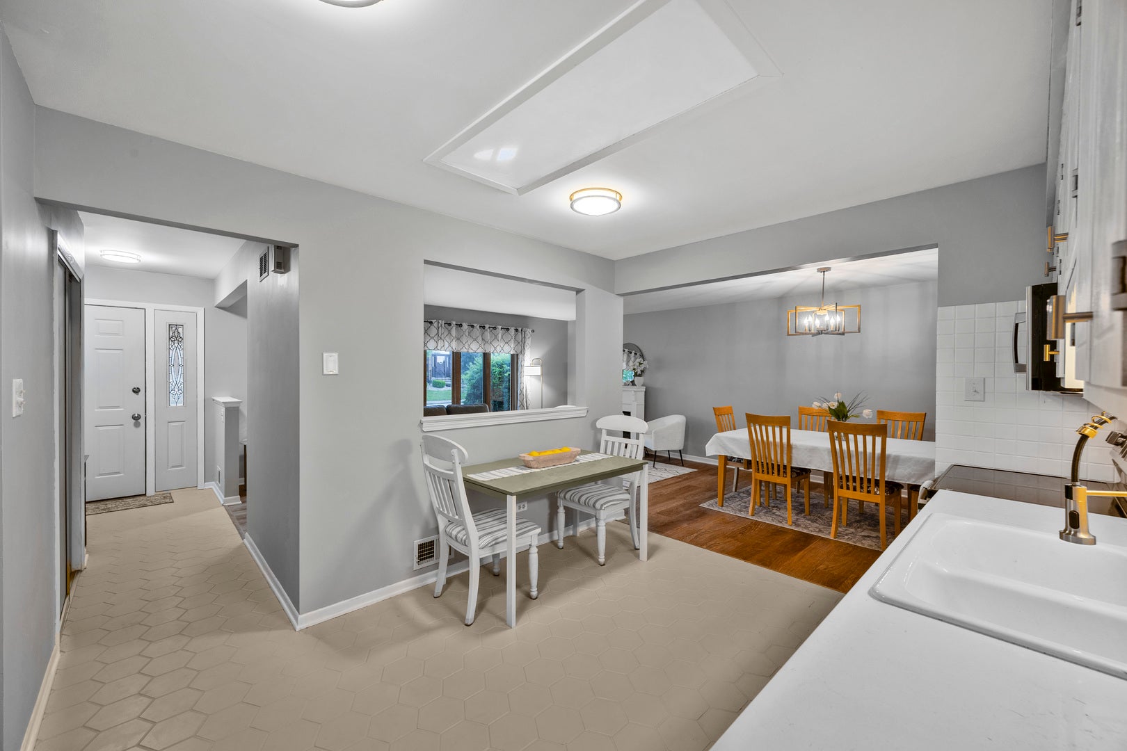10935 Colorado Court, Orland Park, IL 60467 10935 Colorado Court, Orland Park, IL 60467