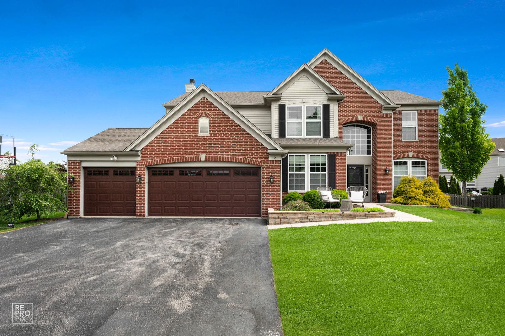 2 Marshall Ash Court, Bolingbrook, IL 60490 2 Marshall Ash Court, Bolingbrook, IL 60490