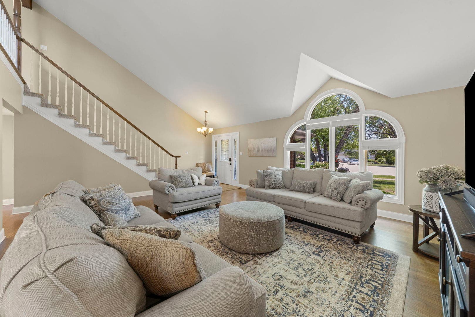 17652 Crestview Court, Orland Park, IL 60467