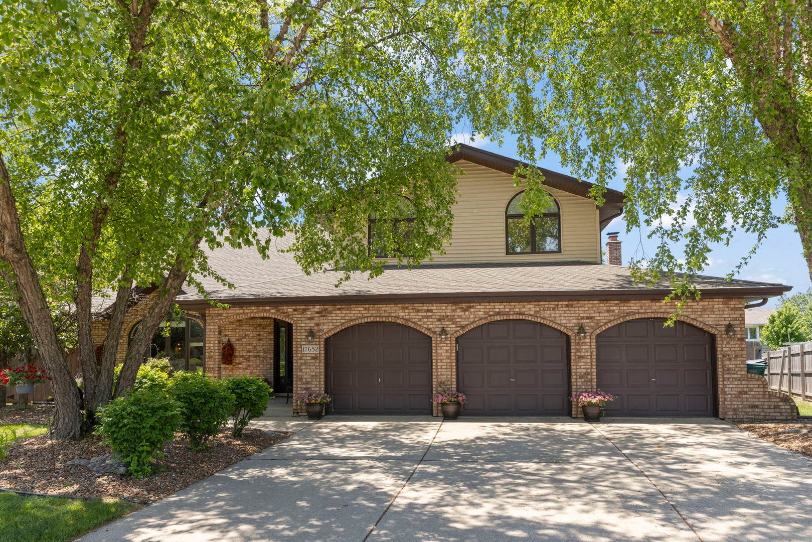 17652 Crestview Court, Orland Park, IL 60467