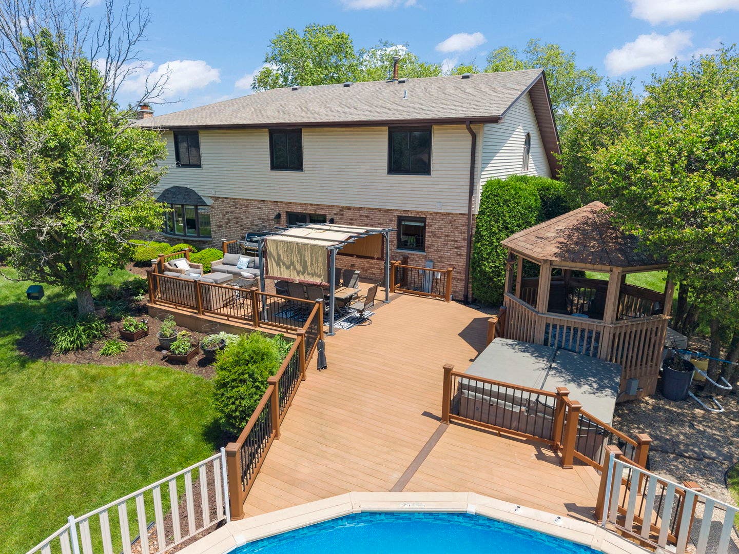17652 Crestview Court, Orland Park, IL 60467
