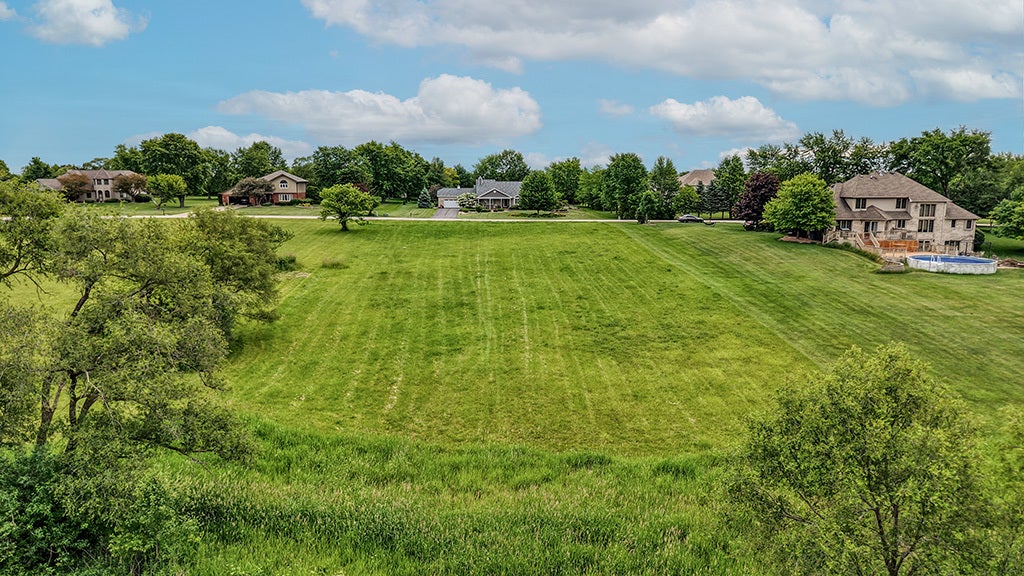 26760 S Foxwood Drive, Monee, IL 60449 26760 S Foxwood Drive, Monee, IL 60449