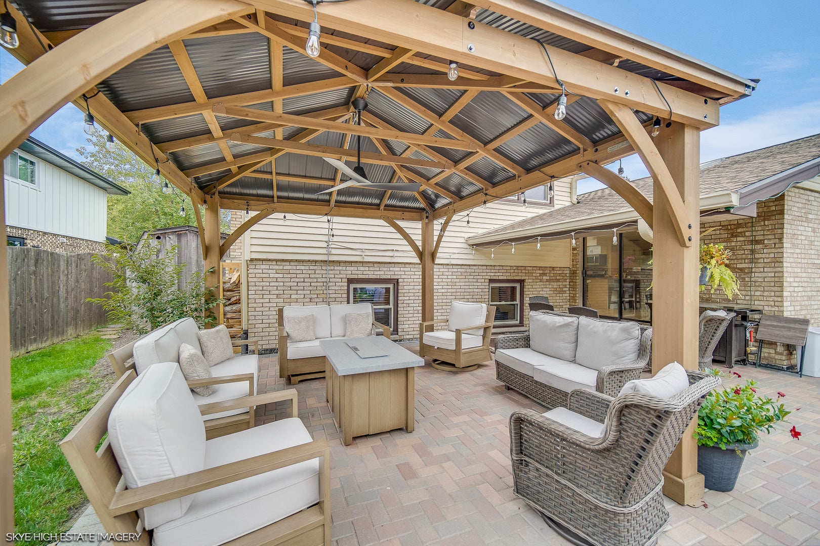 12152 Forestview Drive, Orland Park, IL 60467 12152 Forestview Drive, Orland Park, IL 60467