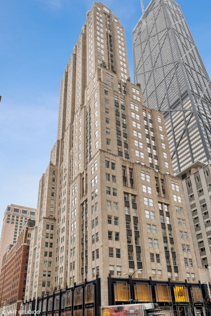 Property photo for 159 E Walton Place, #28A, Chicago, IL