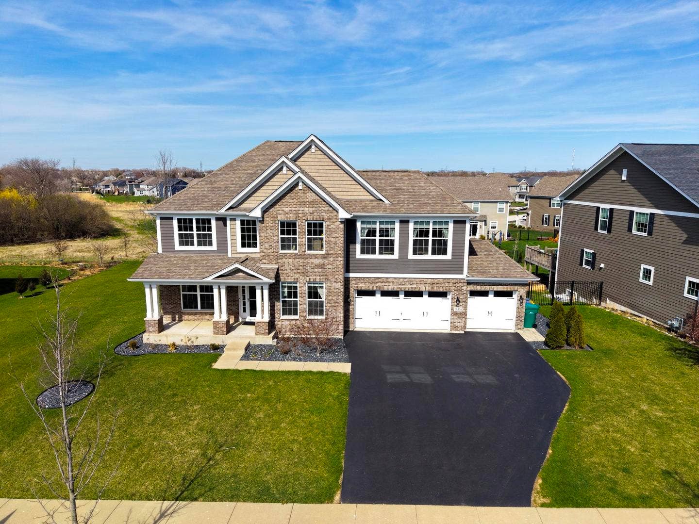 13836 Amelia Drive, Lemont, IL 60439 13836 Amelia Drive, Lemont, IL 60439