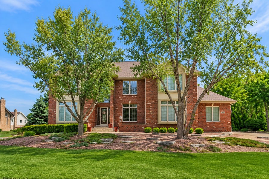 Property photo for 17033 S Deer Path Drive, Homer Glen, IL