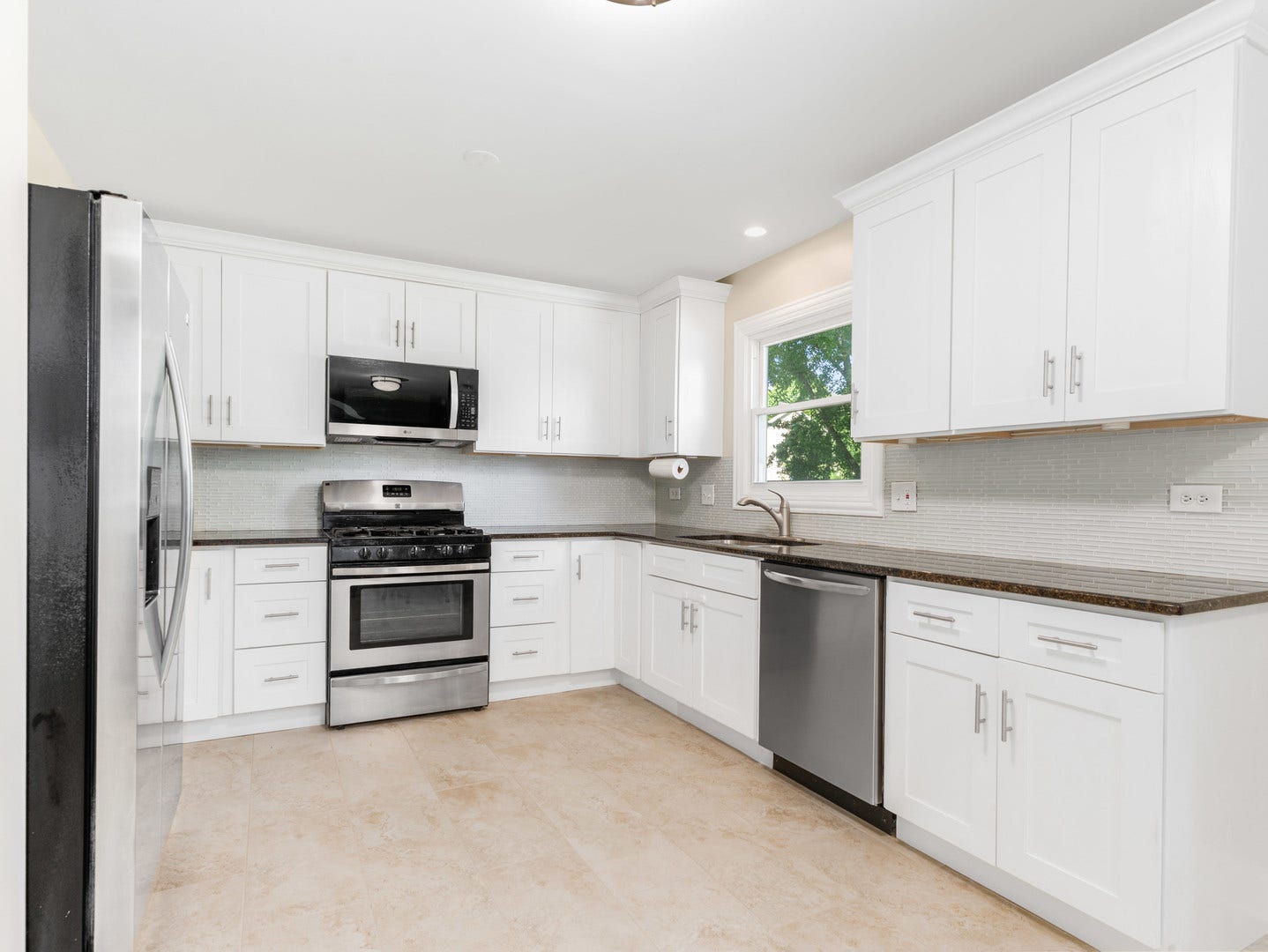 165 Park Meadow Lane, Bolingbrook, IL 60440 165 Park Meadow Lane, Bolingbrook, IL 60440