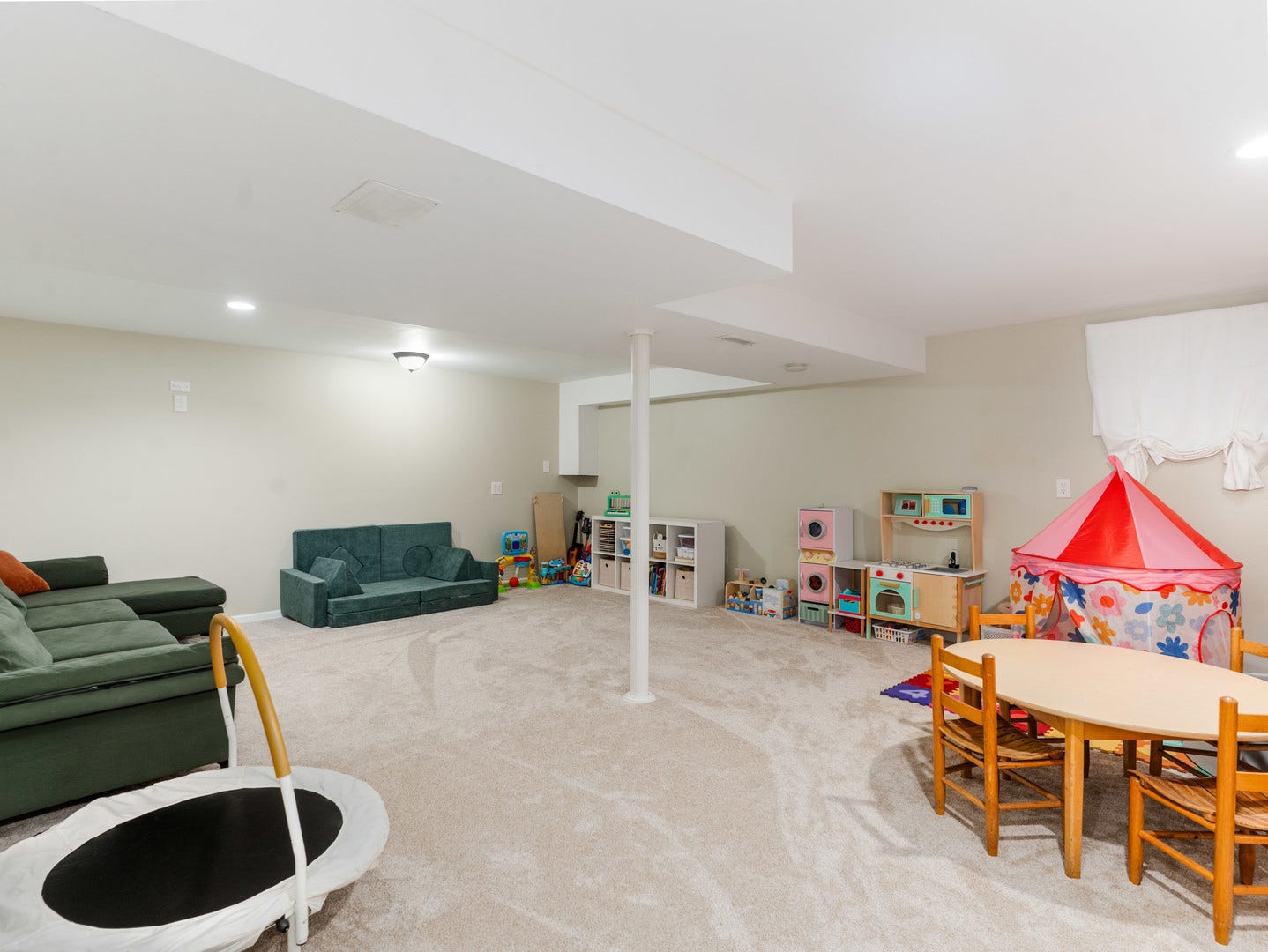 165 Park Meadow Lane, Bolingbrook, IL 60440 165 Park Meadow Lane, Bolingbrook, IL 60440
