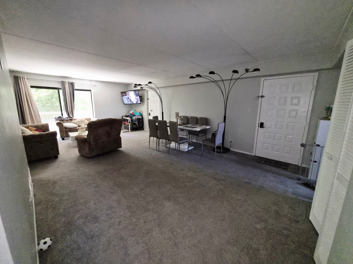 6050 Lake Bluff Drive, #201, Tinley Park, IL 60477