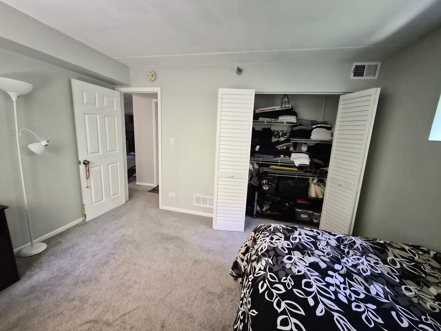 6050 Lake Bluff Drive, #201, Tinley Park, IL 60477