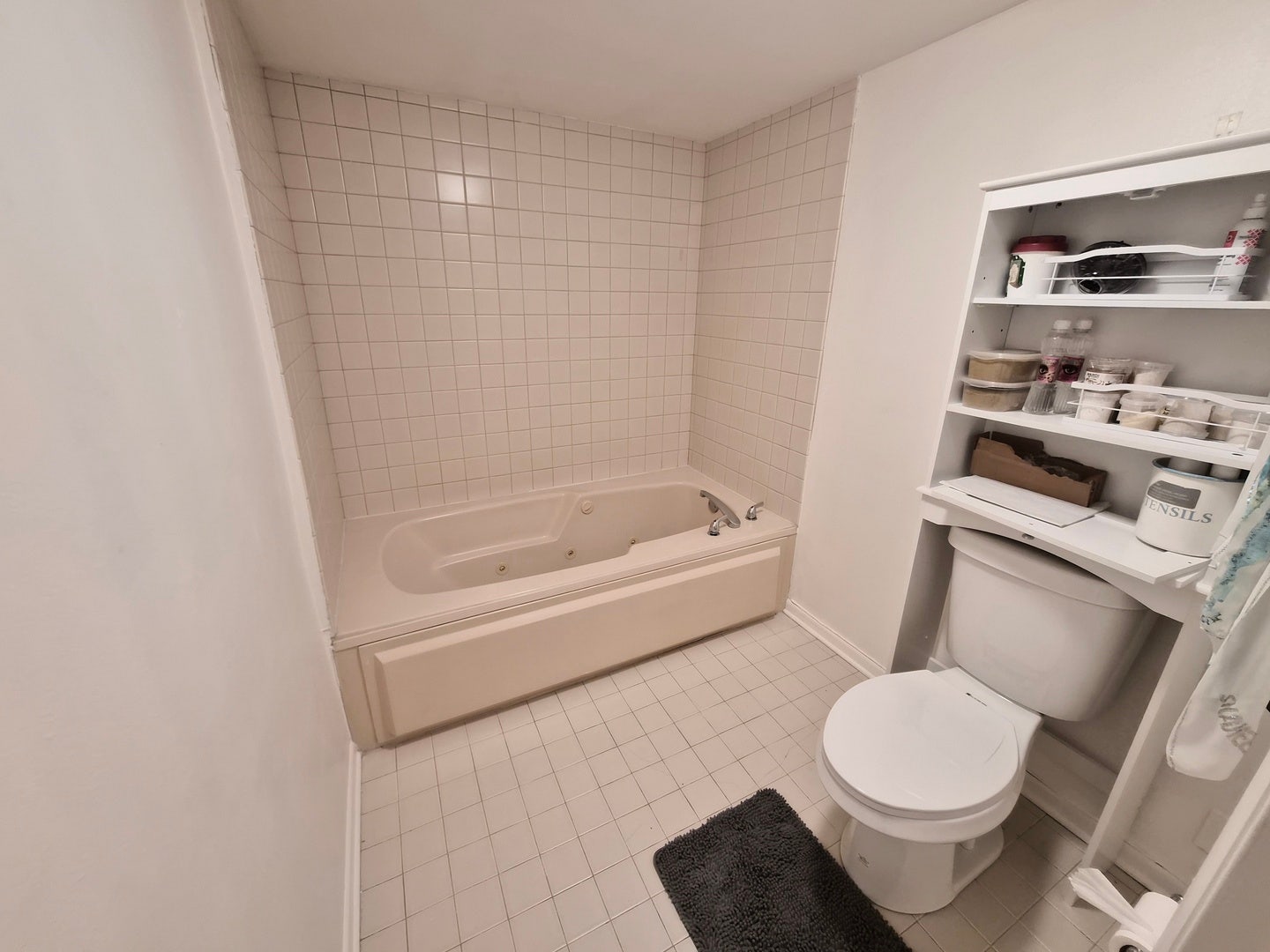 6050 Lake Bluff Drive, #201, Tinley Park, IL 60477