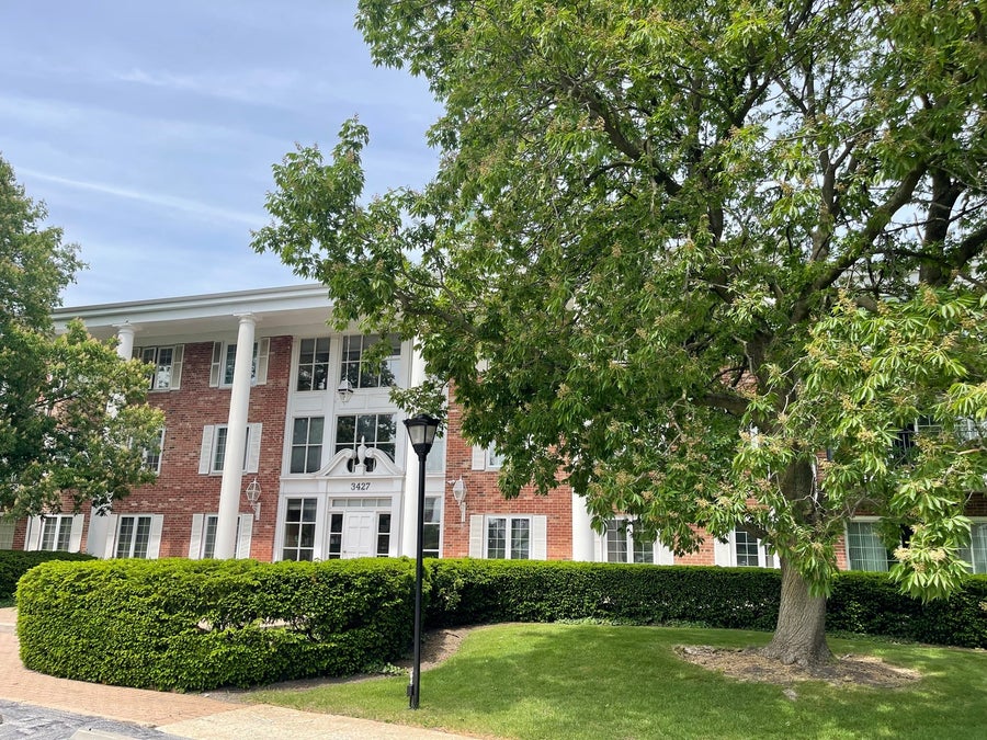 Property photo for 3427 Vollmer Road, #109, Flossmoor, IL