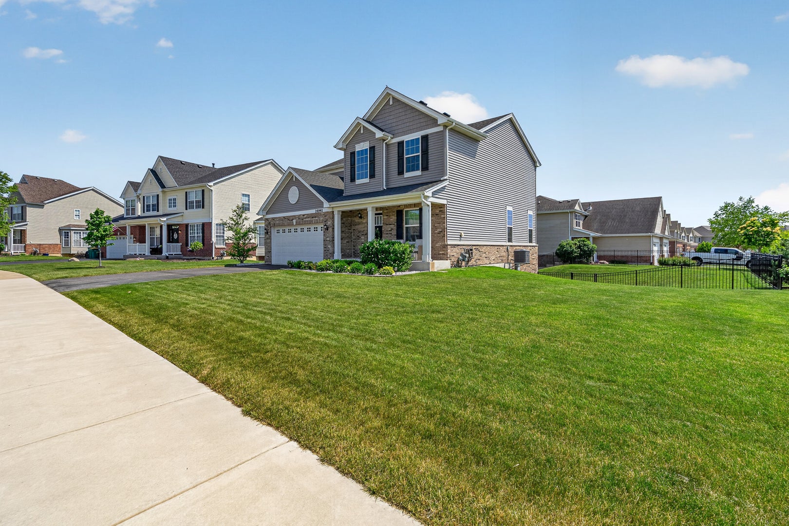 14941 W Carver Crossing, Manhattan, IL 60442