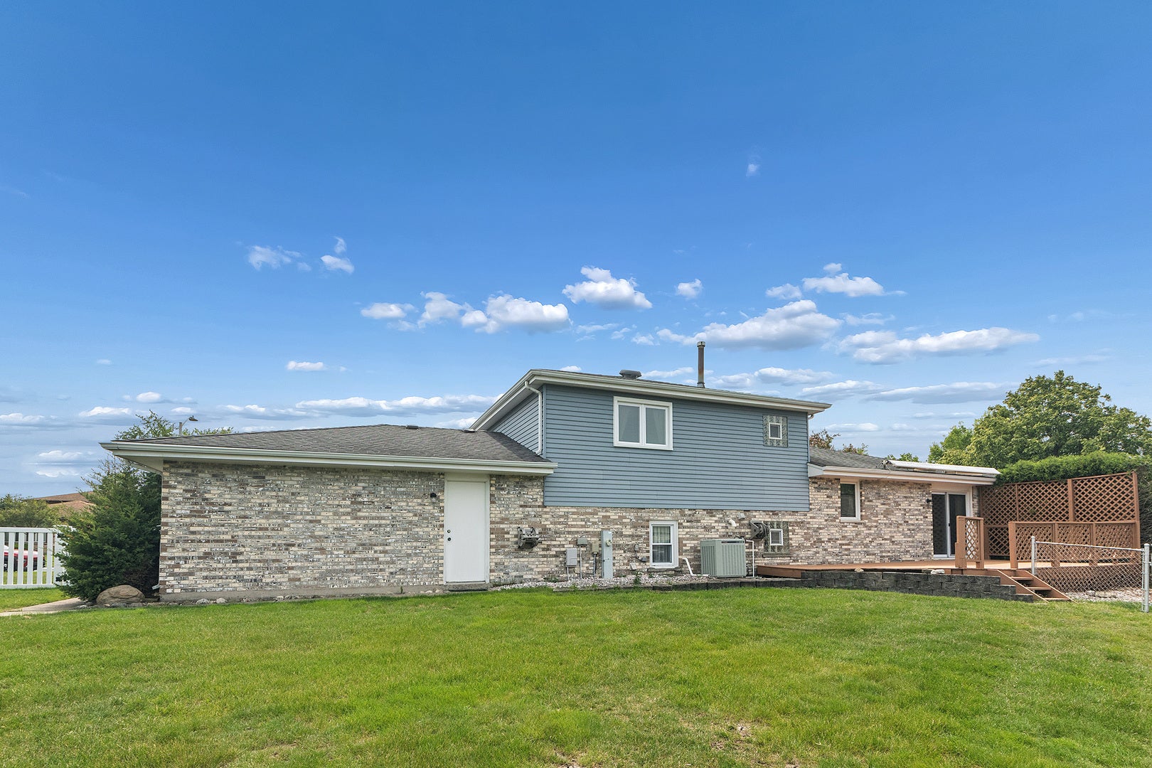 8514 161st Street, Tinley Park, IL 60487