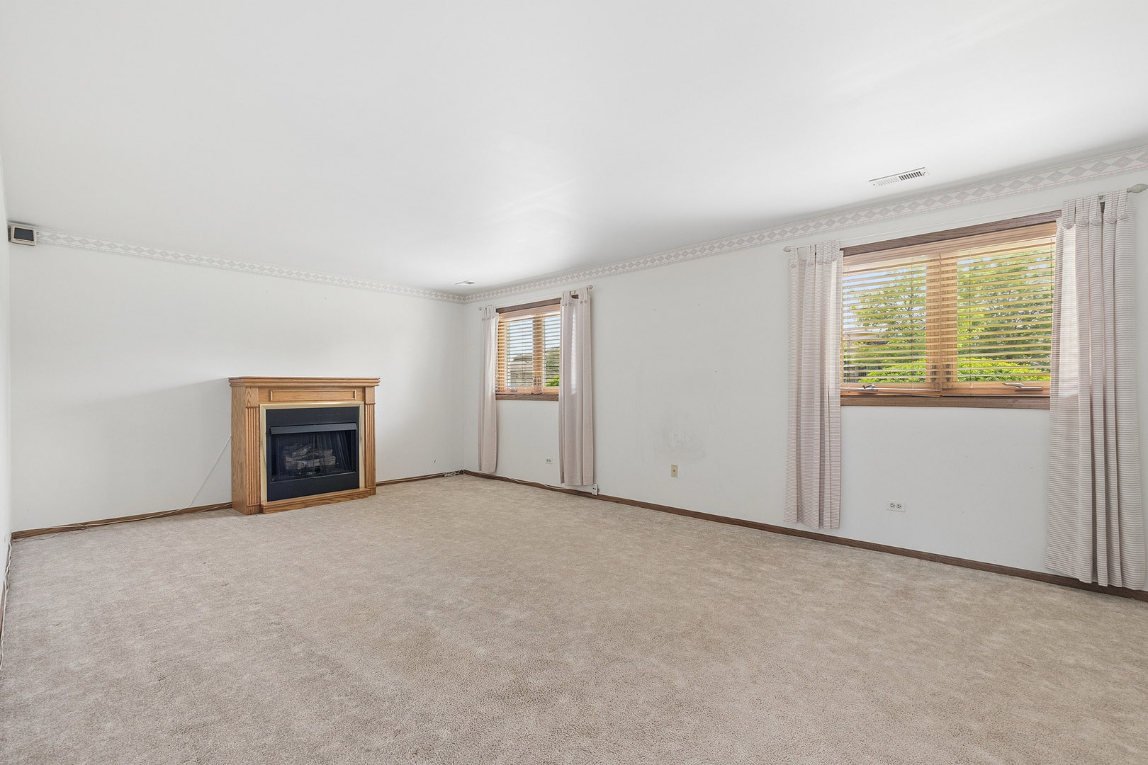 8514 161st Street, Tinley Park, IL 60487