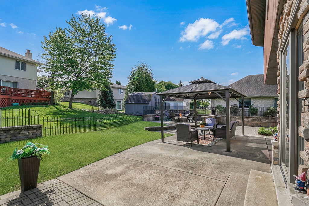 18013 Alice Lane, Orland Park, IL 60467 18013 Alice Lane, Orland Park, IL 60467