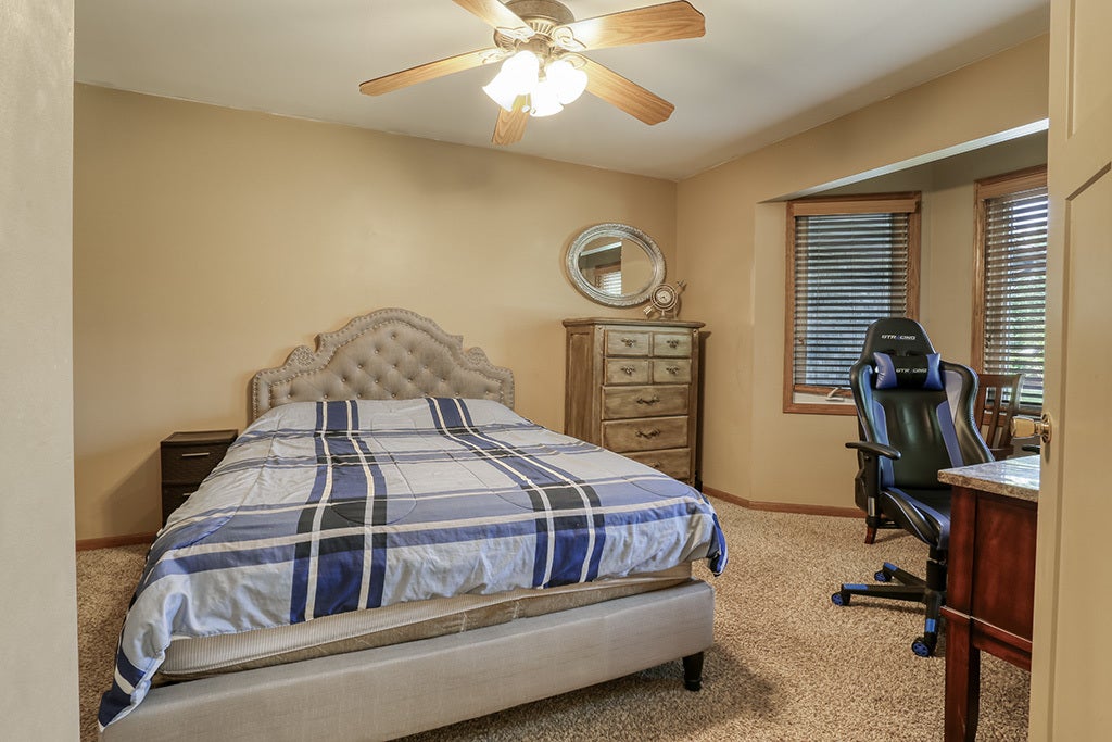 18013 Alice Lane, Orland Park, IL 60467 18013 Alice Lane, Orland Park, IL 60467