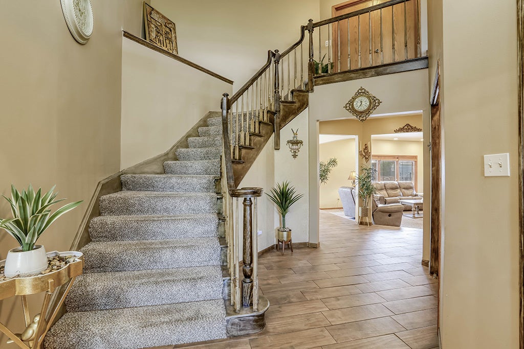 18013 Alice Lane, Orland Park, IL 60467 18013 Alice Lane, Orland Park, IL 60467
