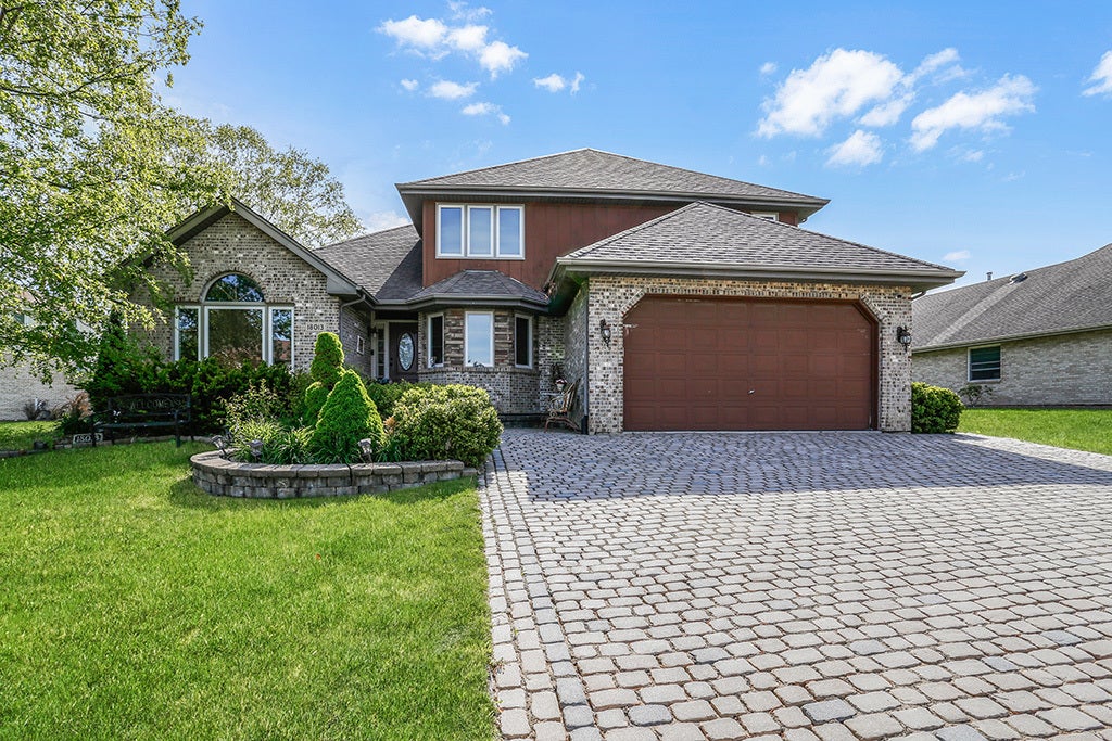 18013 Alice Lane, Orland Park, IL 60467 18013 Alice Lane, Orland Park, IL 60467